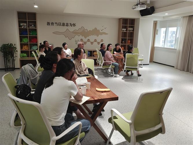 相约"心"咨询,理论促成长